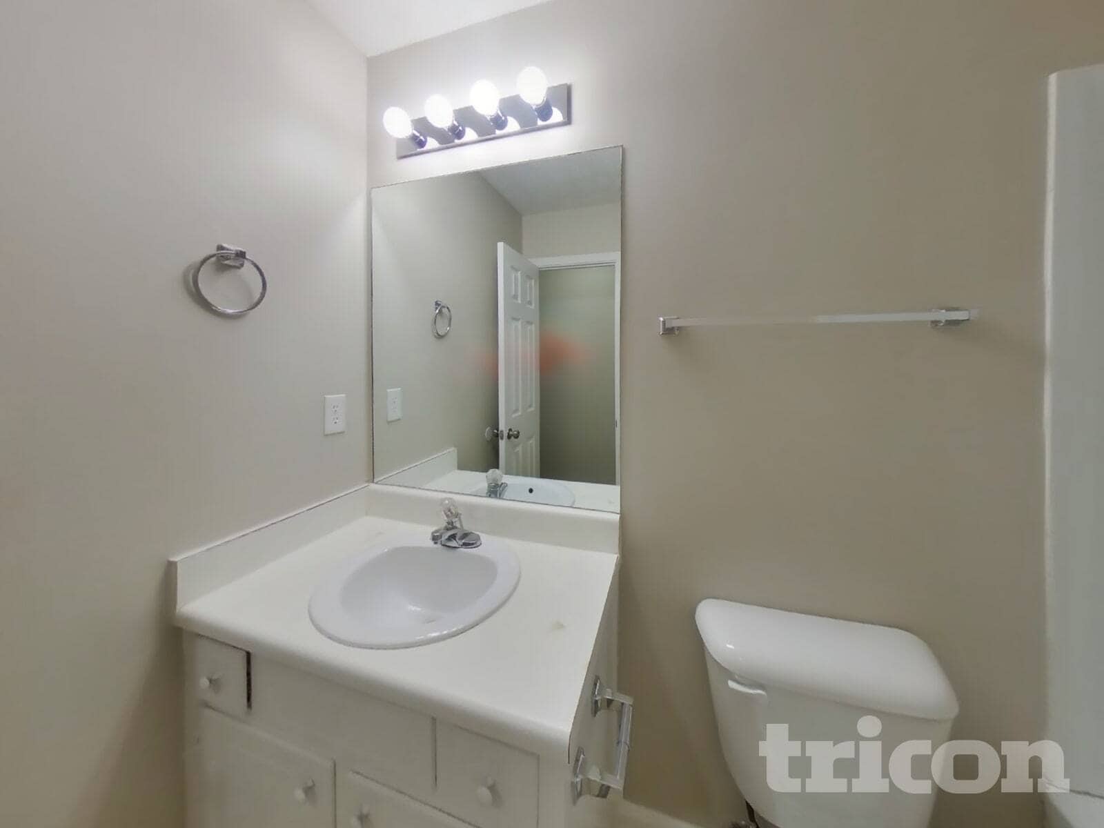 Building Photo - 3746 Windy Hill Dr SE
