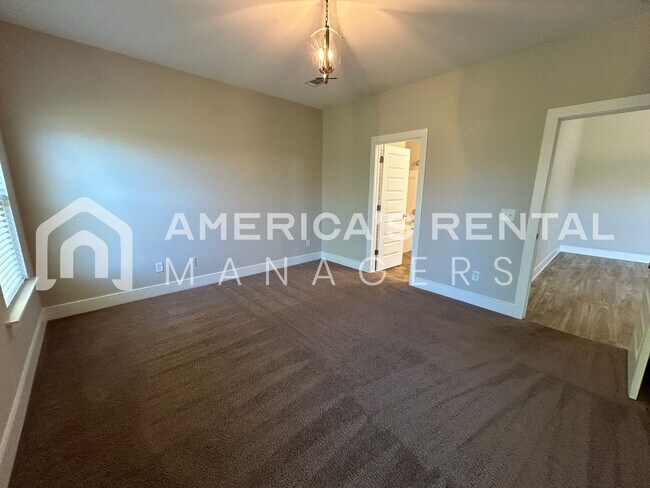 Building Photo - 15597 Crimson Rdg Cir