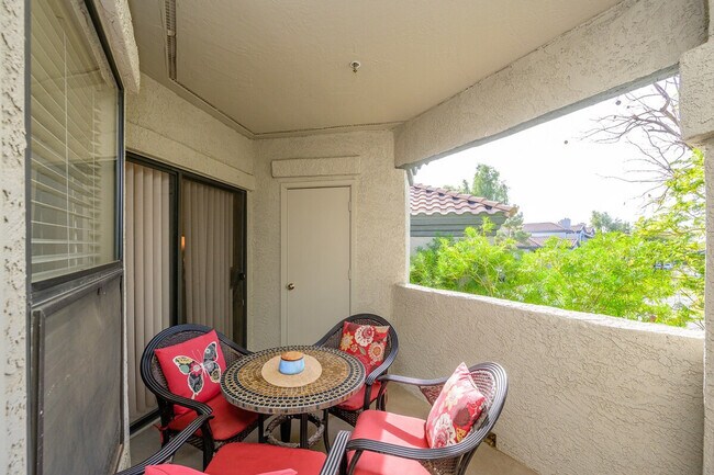 Building Photo - 15095 N Thompson Peak Pkwy