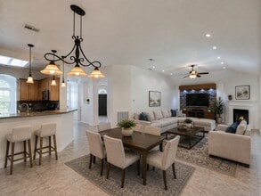 Building Photo - 3210 Woodcreek Glen Ln