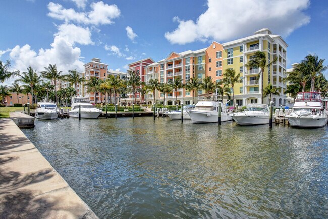 Building Photo - 802 W Windward Way