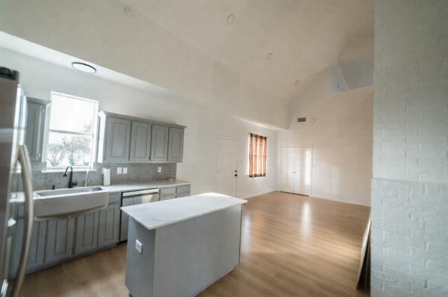 Building Photo - 954 Lloyd's Rd