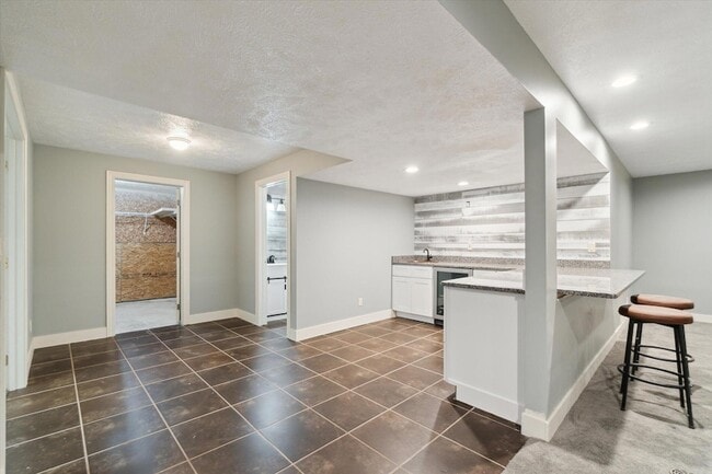 Building Photo - 5279 Thames Ct