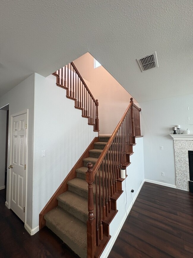 Building Photo - 11718 Kouros Way
