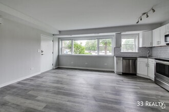Building Photo - 549 W. Euclid-010