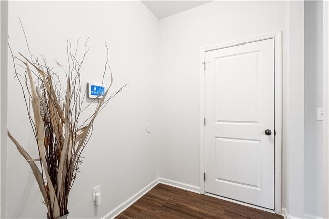 Building Photo - 5120 Minnow Ln