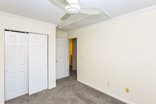 Building Photo - Beautiful Townhome Available for Rent