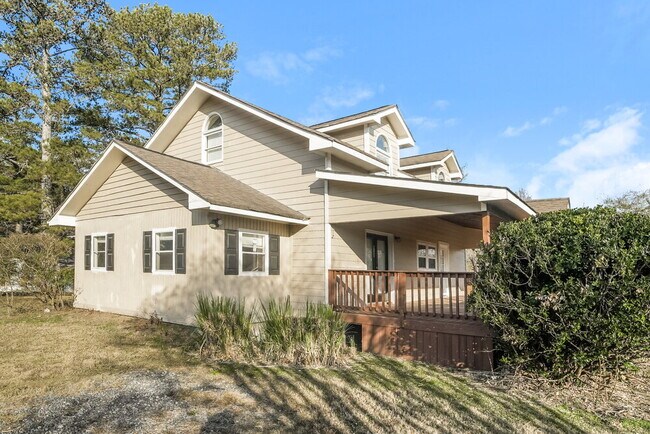 Building Photo - 6700 John West Rd