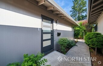Building Photo - 3RD St. Duplexes