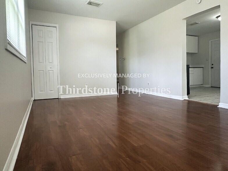 Building Photo - 1173 W 27th St