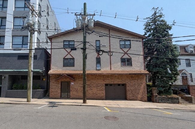 Building Photo - 56 68th St
