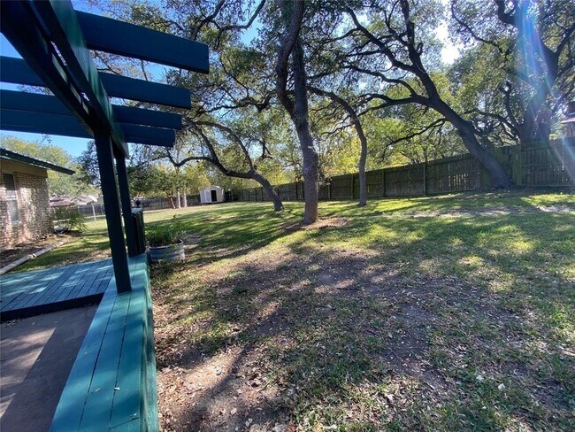 Building Photo - 13003 Algerita Terrace