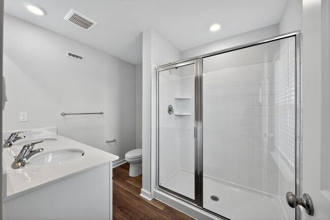 Building Photo - 15006 General Lafayette Blvd