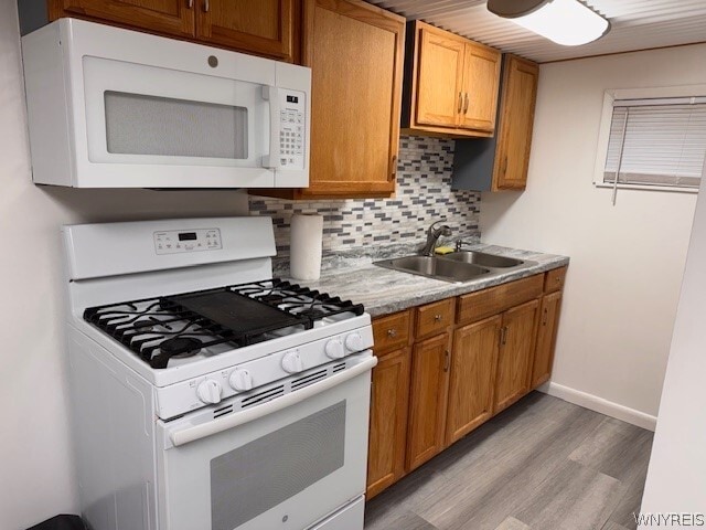 Building Photo - 9563 Oakland St