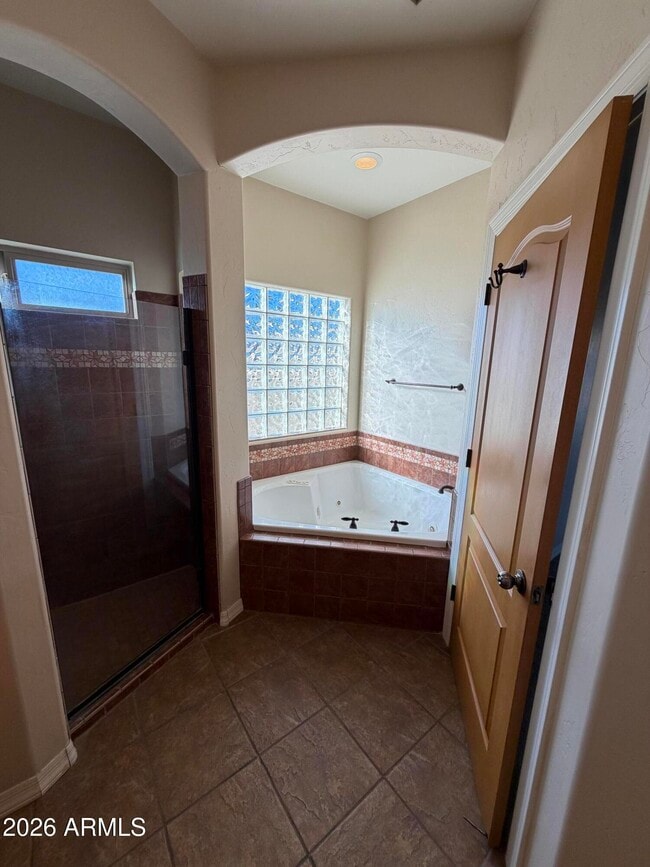 Building Photo - 8081 S Fairfield Cir