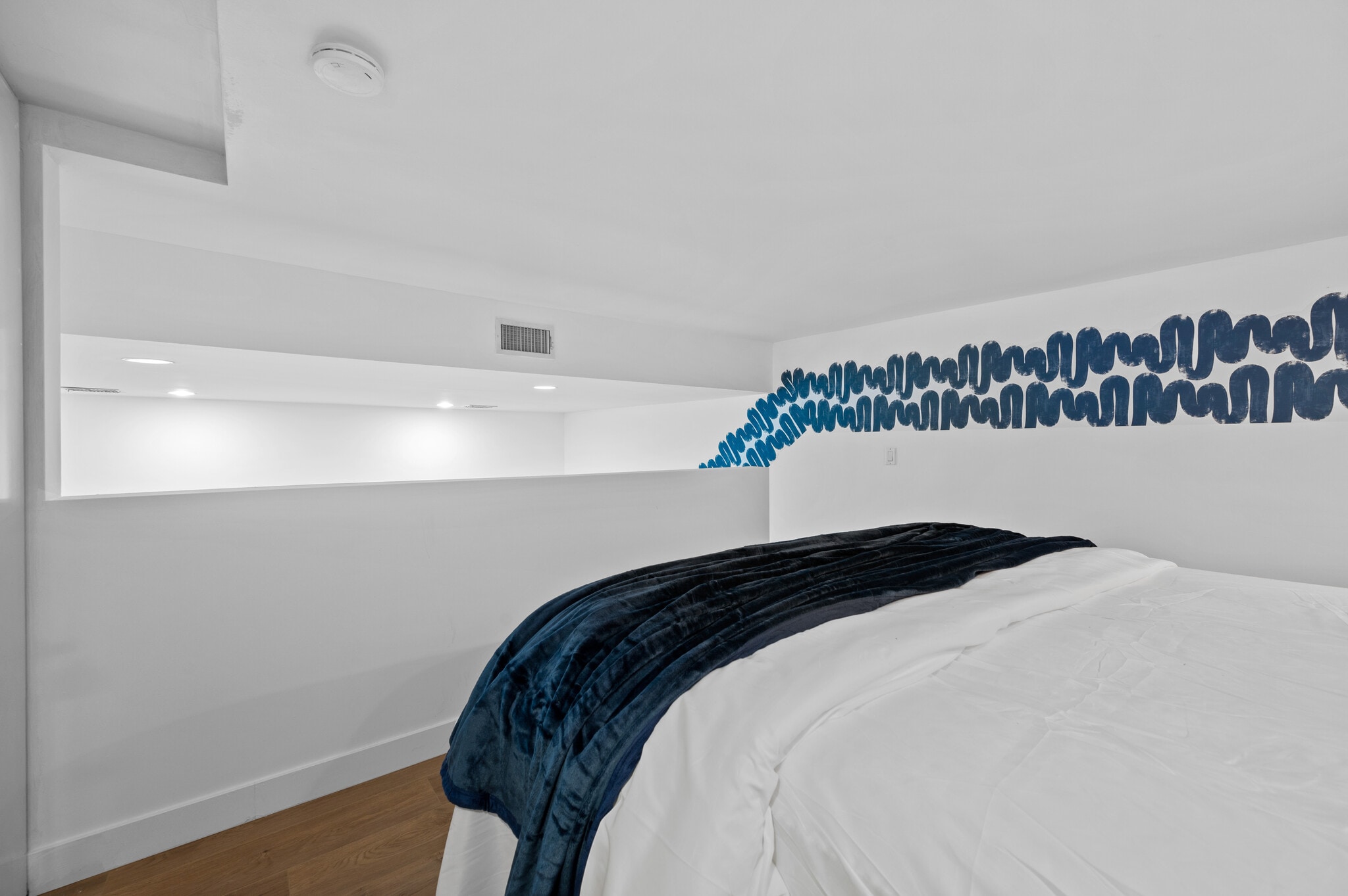 Building Photo - 10366 Eastborne Ave