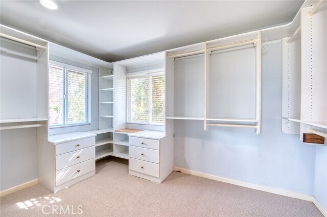 Building Photo - 2641 Alta Vista Dr