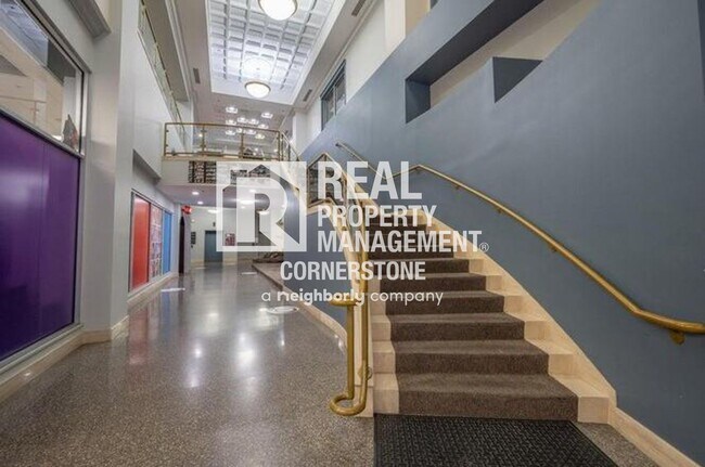 Building Photo - 125 S Kalamazoo Mall