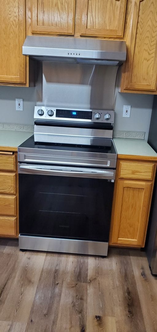 Building Photo - 3 Bedroom 2.5 Bath Home In Eagle Ridge - A...