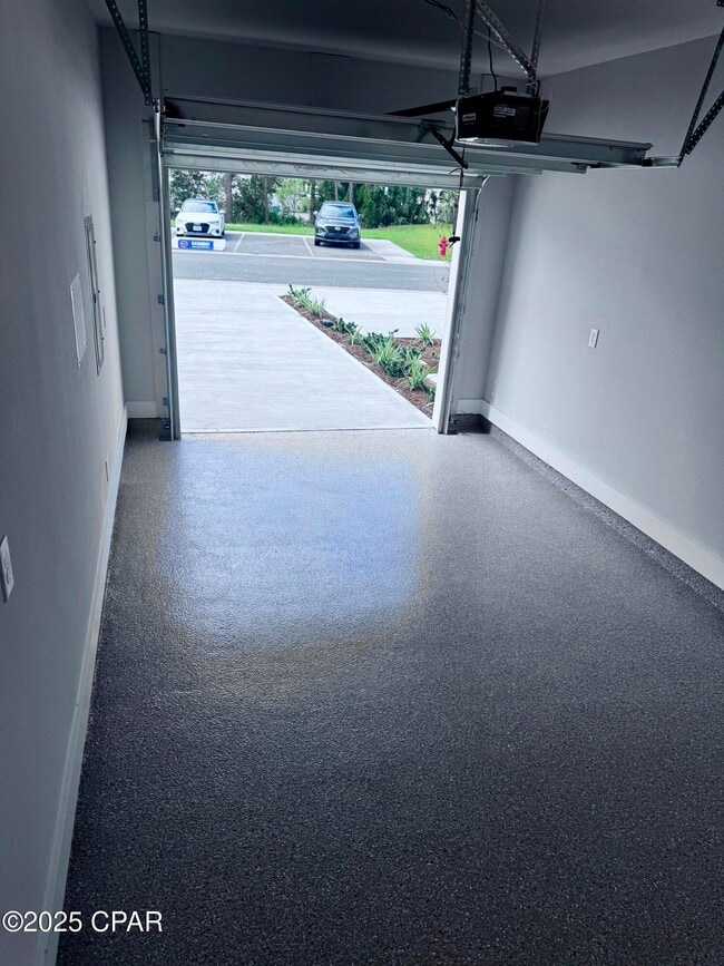 Building Photo - 205 Palmeras Marinas Ln