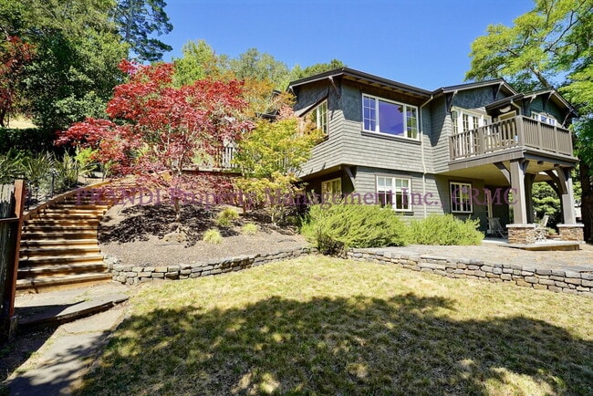 Building Photo - Majestic Custom-Designed Five-Bedroom Esta...