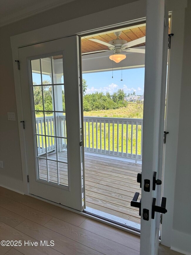 Building Photo - 3210 Calusa Cv