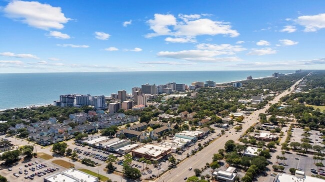 Building Photo - Charming 2-Bedroom Condo Near the Beach