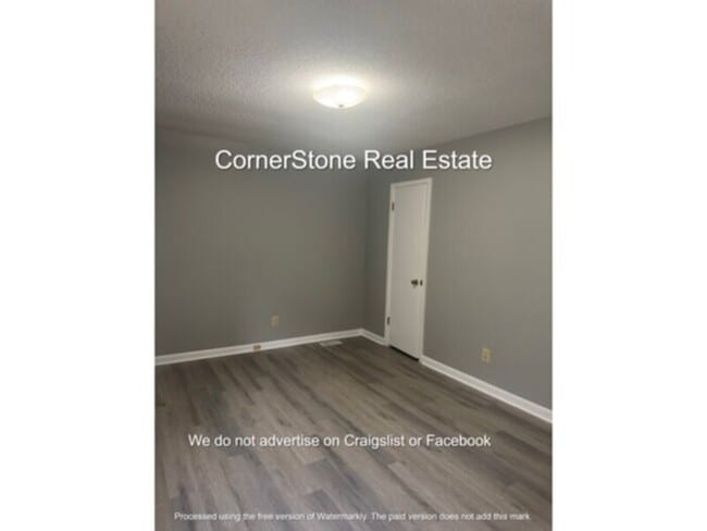 Building Photo - 6647 Julliard Dr