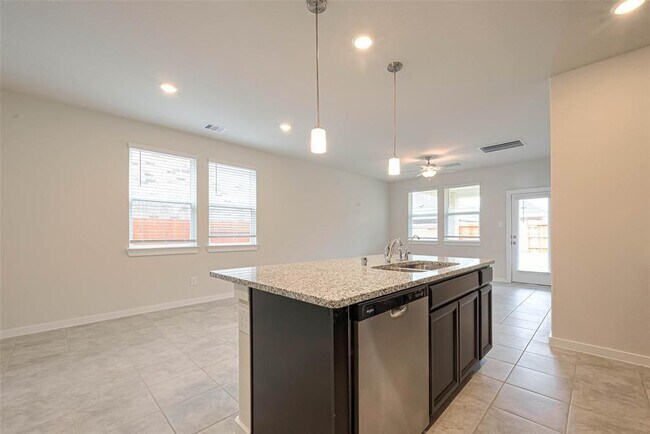 Building Photo - 17478 Buckeye Br
