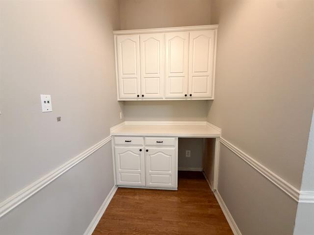 Building Photo - 310 Iroquois Ln