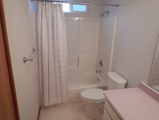 Building Photo - Home Near Schools - Fresh Paint and Floori...