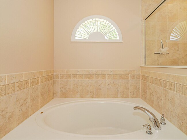 Building Photo - 113 Stony Point Dr