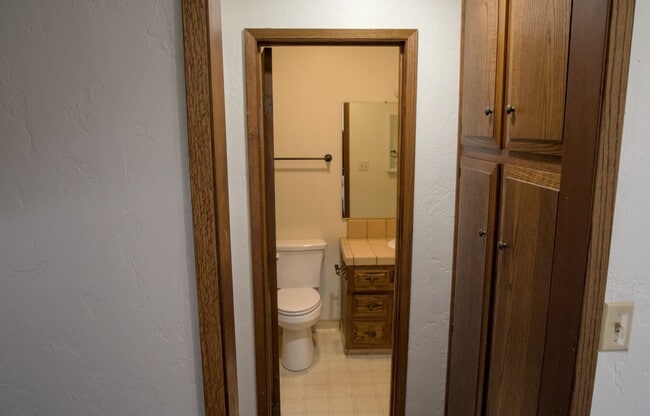 Building Photo - Spacious 3 Bedroom 2 Bathroom in Big Bear Lake