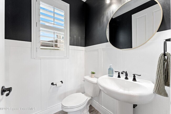 Building Photo - 8215 Millbrook Ave