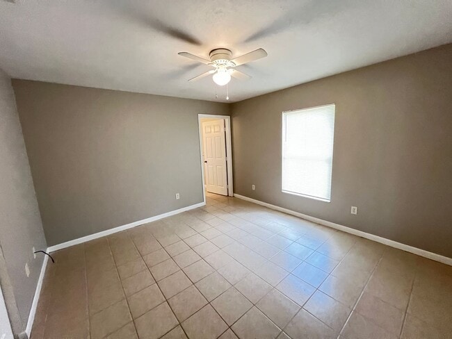 Building Photo - Lovely 3 bd/2 ba home in Summerfield!