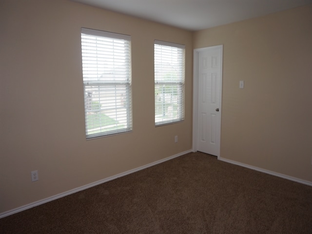 Building Photo - 429 Grant Ln