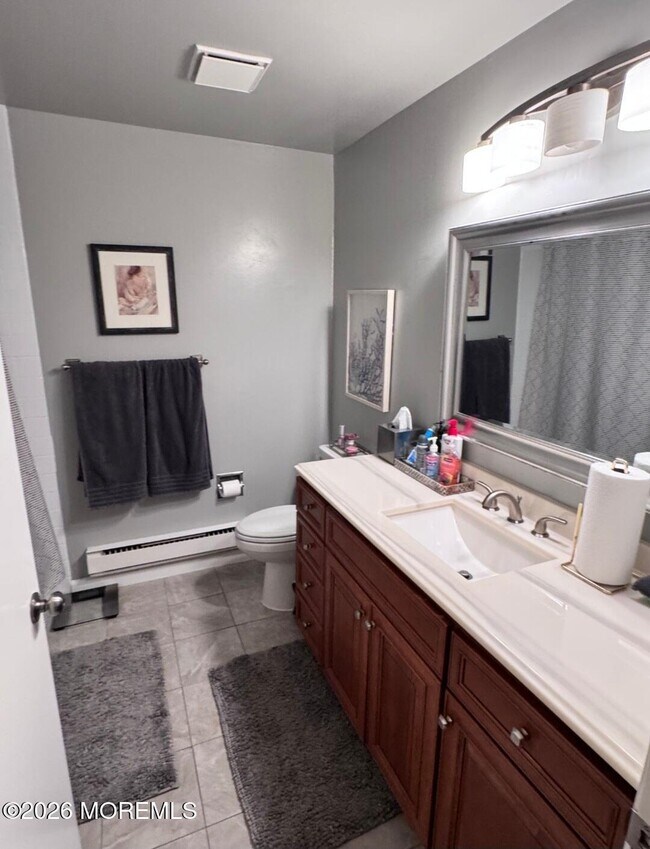 Building Photo - 43 D Sterling St