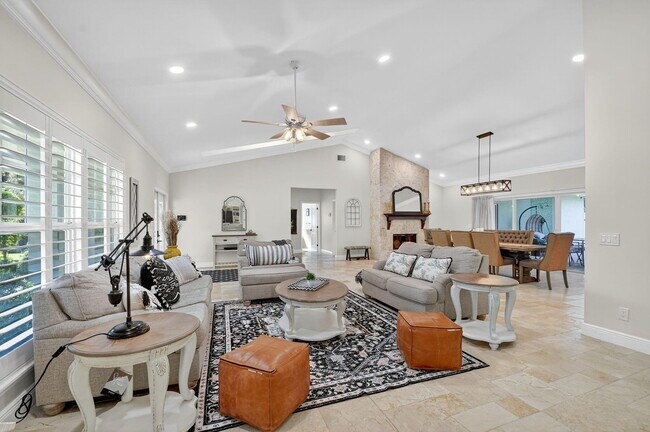 Building Photo - 13172 Doubletree Cir