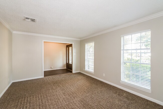 Building Photo - 10530 Jaycreek Dr
