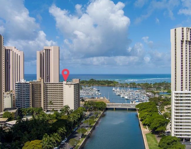 Building Photo - 1676 Ala Moana Blvd