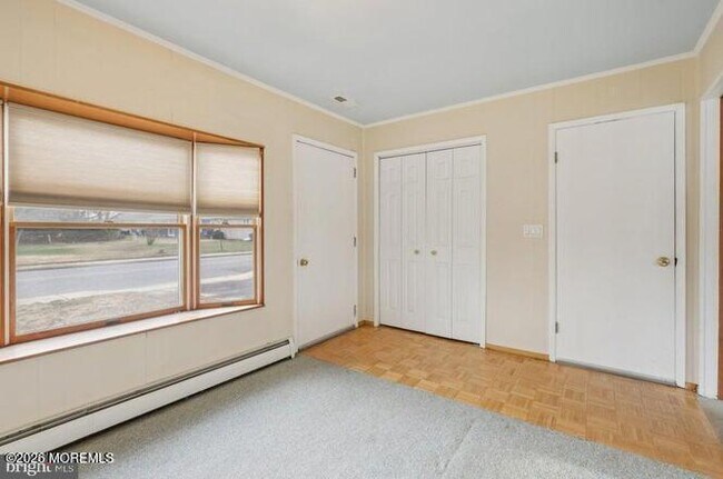 Building Photo - 192 Charlotteville Dr S