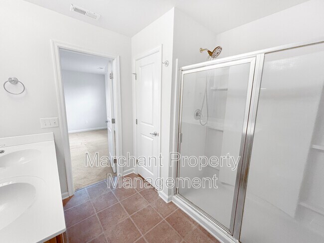 Building Photo - 47 Granite Ln