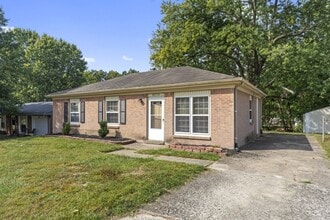 Building Photo - Welcome to your gorgeous new home!