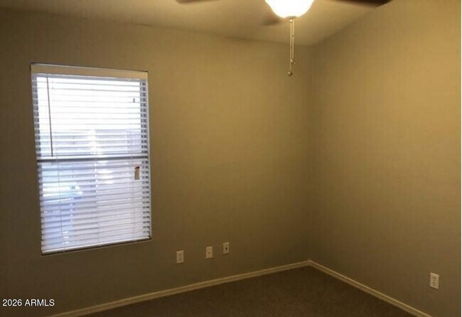 Building Photo - 150 S Cobblestone Dr