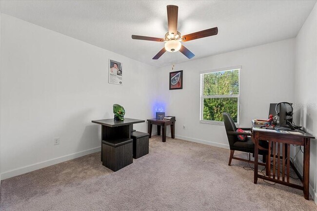 Building Photo - 8166 Crescent Oaks Dr