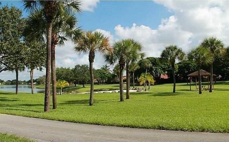 Building Photo - 14933 SW 104th St