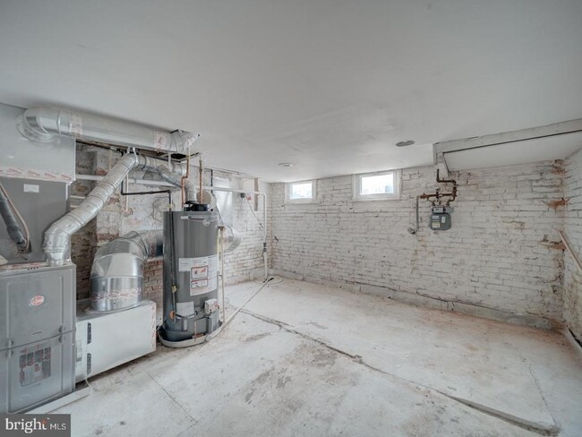 Building Photo - 417 N Collington Ave