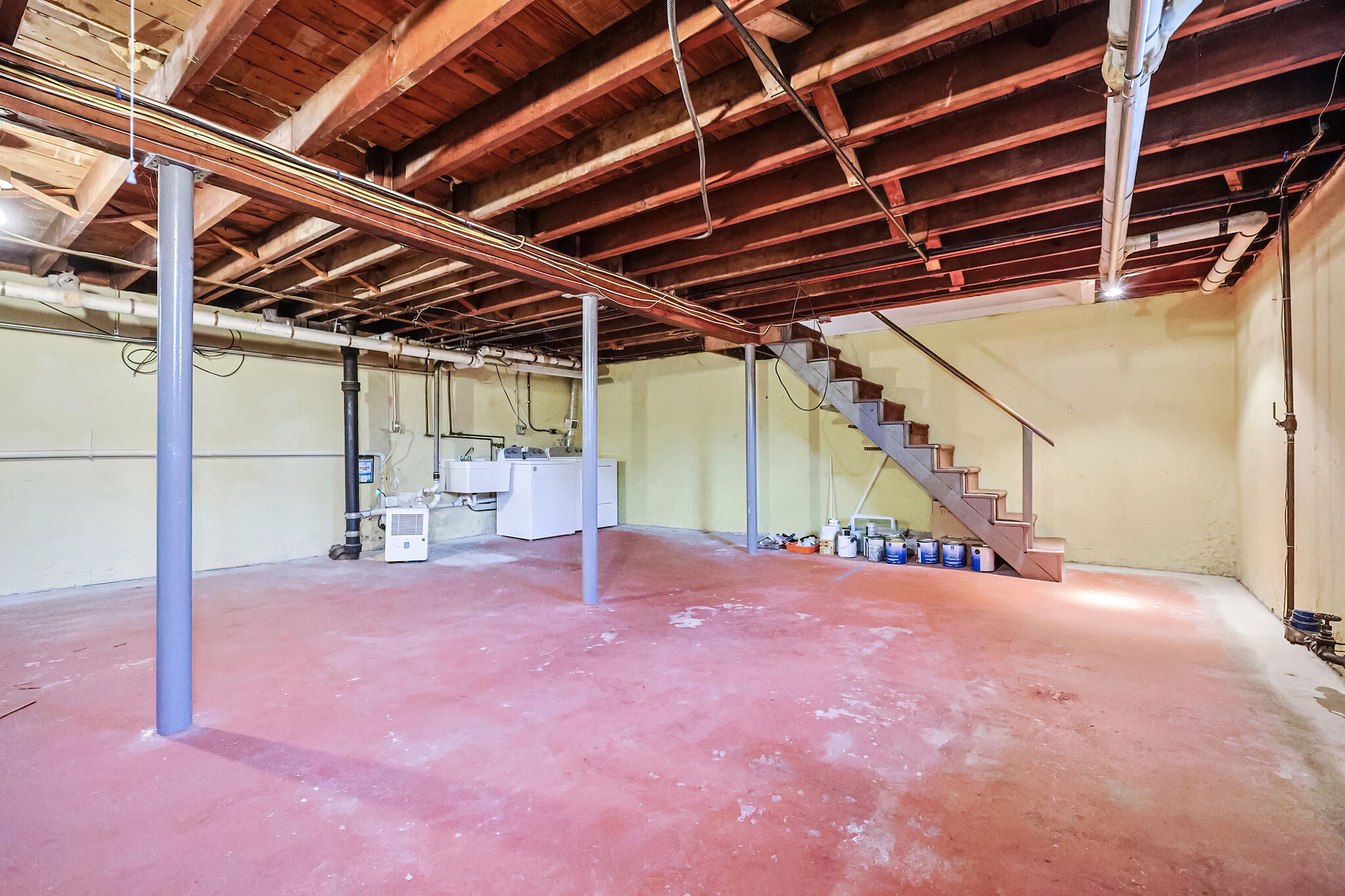 Building Photo - 11 Acadia St