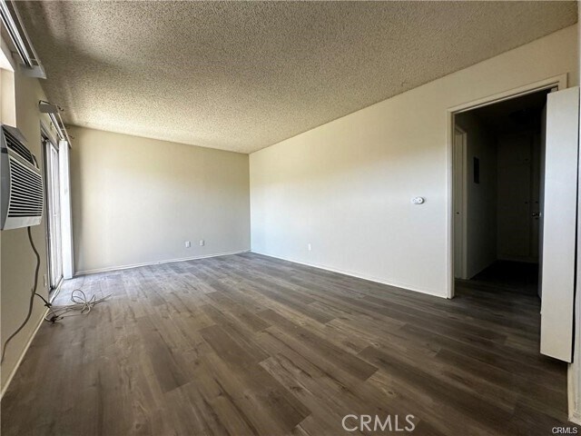 Building Photo - 908 Marguerita Ave