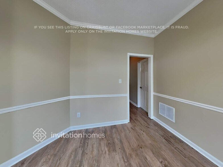 Building Photo - 4299 Chatham View Dr